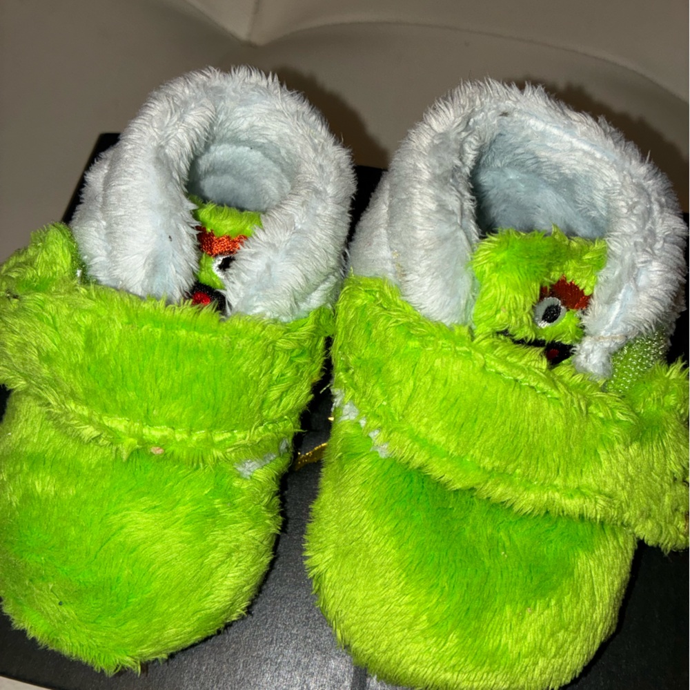 Sesame Street Grouch Uggs